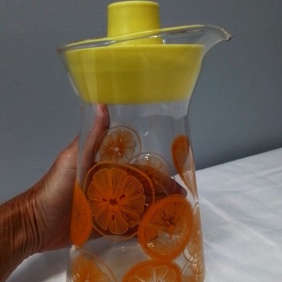 Vintage Pyrex Glass Oranges & Lemons Juice Pitcher. - Picture 1 of 2
